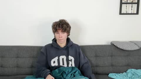 Snapshot of yen2025 chatting on September 26, 5:33 am Yen online show from September 26, 5:33 am