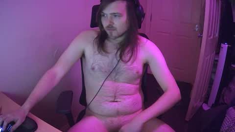 Snapshot of yeovil_alex chatting on December 6, 3:00 pm Alex online show from December 6, 3:00 pm