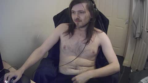 Snapshot of yeovil_alex chatting on December 8, 10:36 pm Alex online show from December 8, 10:36 pm