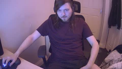 Snapshot of yeovil_alex chatting on December 20, 2:05 pm Alex online show from December 20, 2:05 pm