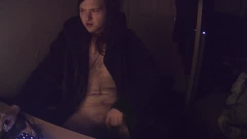 Snapshot of yeovil_alex chatting on January 2, 5:46 am Alex online show from January 2, 5:46 am