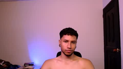 Snapshot of yerfon_s1 chatting on January 16, 2:41 am Yeff ind. model online show from January 16, 2:41 am