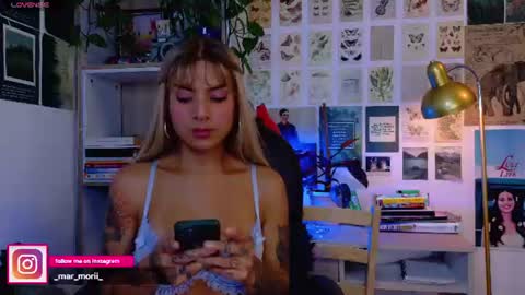 yeriawaddell  online show from June 26, 11:53 pm