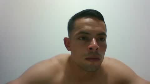 Snapshot of yesidhotxxx chatting on October 29, 3:53 am yesidhotxxx online show from October 29, 3:53 am