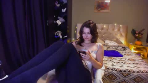 Sofie online show from November 5, 2:28 pm