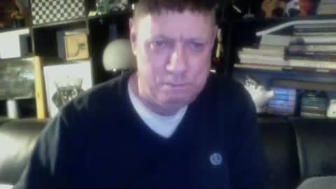 Snapshot of yessex247 chatting on February 8, 4:05 am yessex247 online show from February 8, 4:05 am