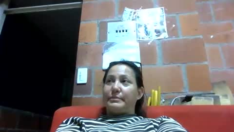 Snapshot of yessica_08 chatting on August 4, 4:48 am yessica and andres online show from August 4, 4:48 am