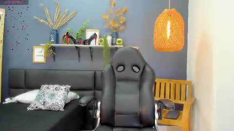 yessika_parker online show from July 25, 8:45 am