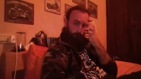 yeti_92 online show from November 27, 5:37 pm