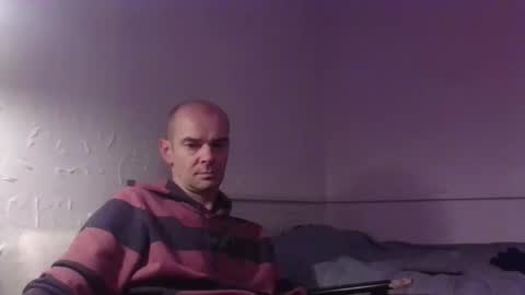 yewloo online show from February 17, 6:03 pm