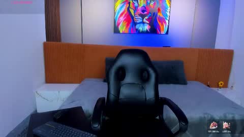 Snapshot of yeye_sweet_ chatting on December 1, 12:37 am YEYE online show from December 1, 12:37 am