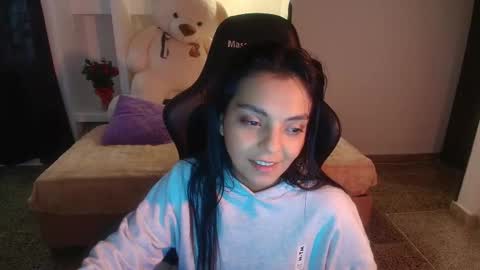 Paola  online show from March 23, 7:07 pm