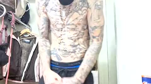 Snapshot of yfwb69xxx chatting on November 4, 11:48 pm yfwb69xxx online show from November 4, 11:48 pm