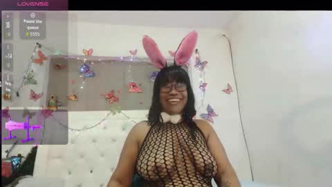 Yhazan Blake online show from November 1, 4:14 am