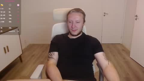 Snapshot of yhdxhy chatting on September 10, 7:14 pm James online show from September 10, 7:14 pm