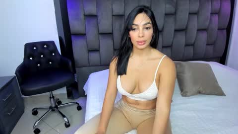 Yika Alves online show from November 7, 10:21 pm