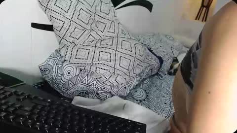 YINAROSS online show from November 26, 2:51 pm