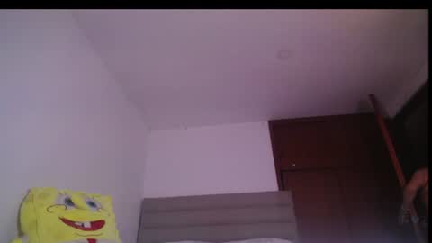 Snapshot of yinn_silver chatting on June 18, 11:09 pm Yiny online show from June 18, 11:09 pm