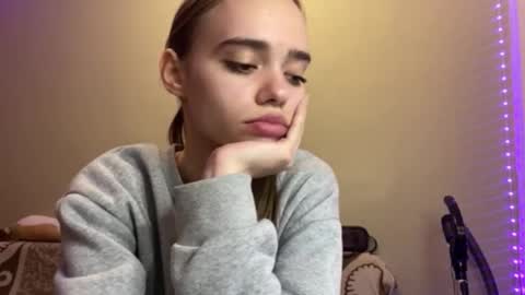 Kristi online show from March 9, 7:29 pm