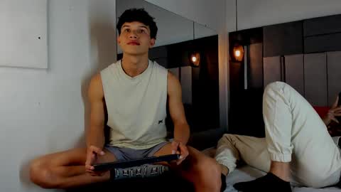 Snapshot of yizus_bonz chatting on March 10, 12:18 am yizus_bonz online show from March 10, 12:18 am