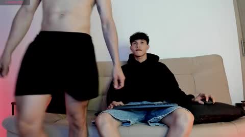 Snapshot of yizus_bonz chatting on November 12, 11:58 pm yizus_bonz online show from November 12, 11:58 pm