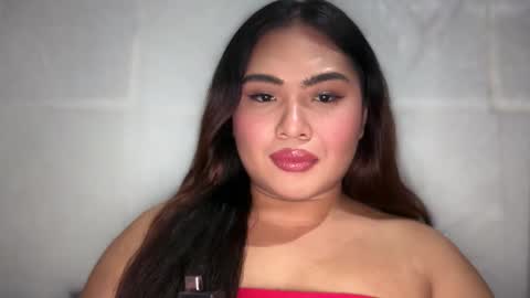 yllana love online show from December 16, 1:49 pm