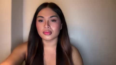 yllana love online show from June 10, 10:19 pm