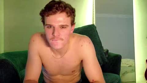 Snapshot of yngdesire1 chatting on December 2, 3:34 am yngdesire1 online show from December 2, 3:34 am