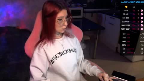     online show from December 19, 9:06 pm