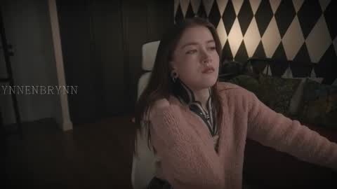 Snapshot of ynnenbrynn chatting on February 17, 5:47 am ynnenbrynn online show from February 17, 5:47 am