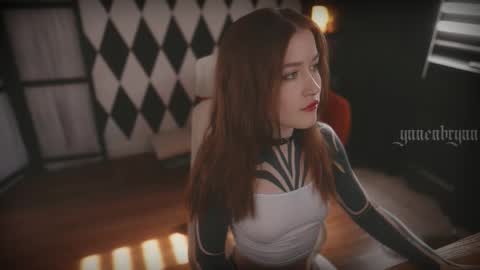 Snapshot of ynnenbrynn chatting on September 11, 7:08 am ynnenbrynn online show from September 11, 7:08 am