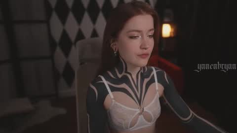 Snapshot of ynnenbrynn chatting on September 12, 7:19 am ynnenbrynn online show from September 12, 7:19 am