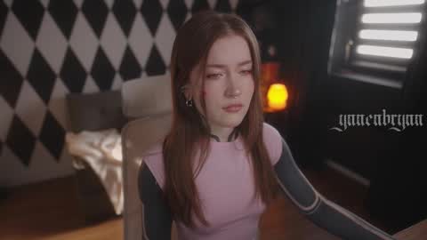 Snapshot of ynnenbrynn chatting on October 27, 6:50 am ynnenbrynn online show from October 27, 6:50 am