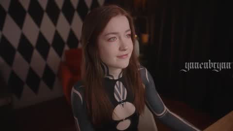 Snapshot of ynnenbrynn chatting on November 8, 9:09 am ynnenbrynn online show from November 8, 9:09 am