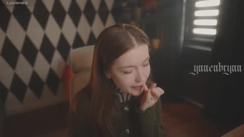 Snapshot of ynnenbrynn chatting on November 15, 7:16 am ynnenbrynn online show from November 15, 7:16 am