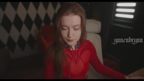 Snapshot of ynnenbrynn chatting on November 17, 7:14 am ynnenbrynn online show from November 17, 7:14 am