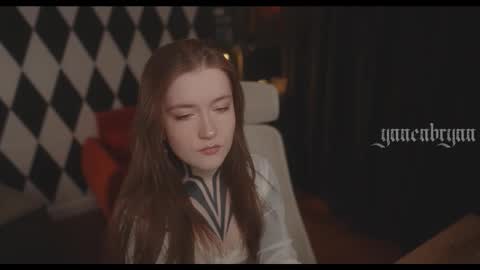 Snapshot of ynnenbrynn chatting on November 26, 8:37 am ynnenbrynn online show from November 26, 8:37 am