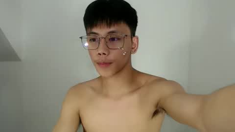 ynotyu online show from December 21, 10:17 pm