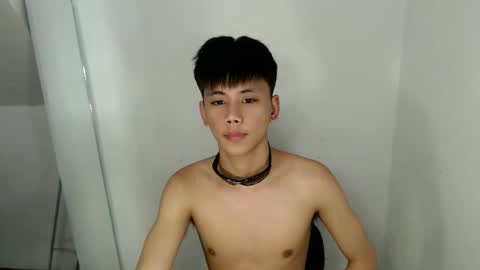 ynotyu online show from April 26, 4:48 pm
