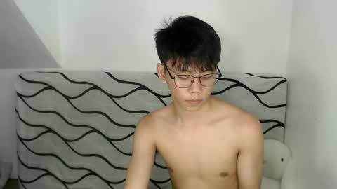 Snapshot of ynotyu chatting on June 25, 10:14 pm ynotyu online show from June 25, 10:14 pm