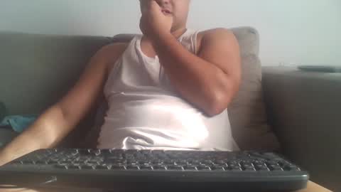 Snapshot of yoalankpo chatting on April 13, 12:21 pm TuRey online show from April 13, 12:21 pm