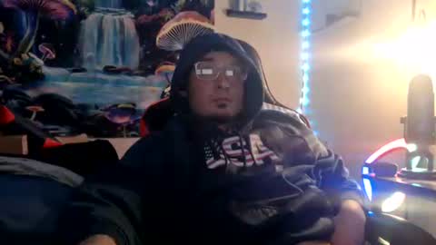 Snapshot of yobleez chatting on November 23, 5:02 pm yobleez online show from November 23, 5:02 pm