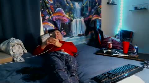 Snapshot of yobleez chatting on November 25, 7:41 am yobleez online show from November 25, 7:41 am