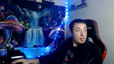 Snapshot of yobleez chatting on December 15, 8:13 pm yobleez online show from December 15, 8:13 pm