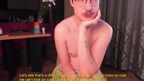 Snapshot of yoga_pizza_420 chatting on October 24, 3:25 am Max online show from October 24, 3:25 am