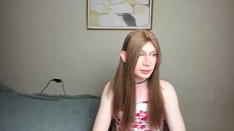 Mikaella - Mika online show from November 26, 2:56 am