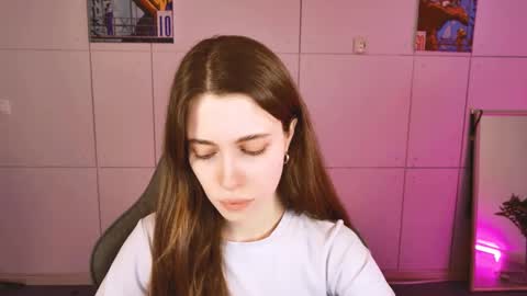 yoka_paradoxxx online show from March 15, 9:15 am