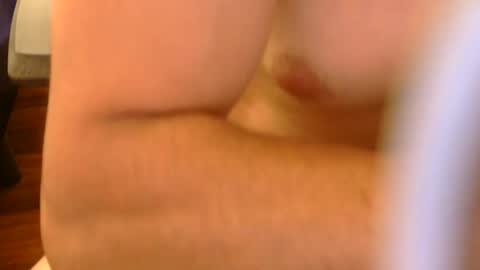 Snapshot of yokaxondoo chatting on June 3, 1:19 am yokaxondoo online show from June 3, 1:19 am
