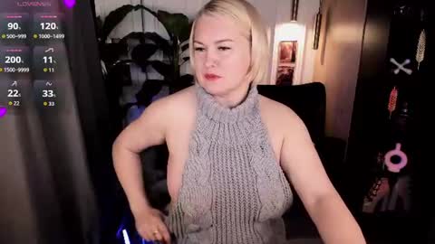 Snapshot of yolanda_kiss chatting on June 18, 8:35 pm Yolanda online show from June 18, 8:35 pm