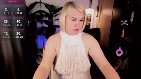 Snapshot of yolanda_kiss chatting on July 12, 8:55 pm Yolanda online show from July 12, 8:55 pm